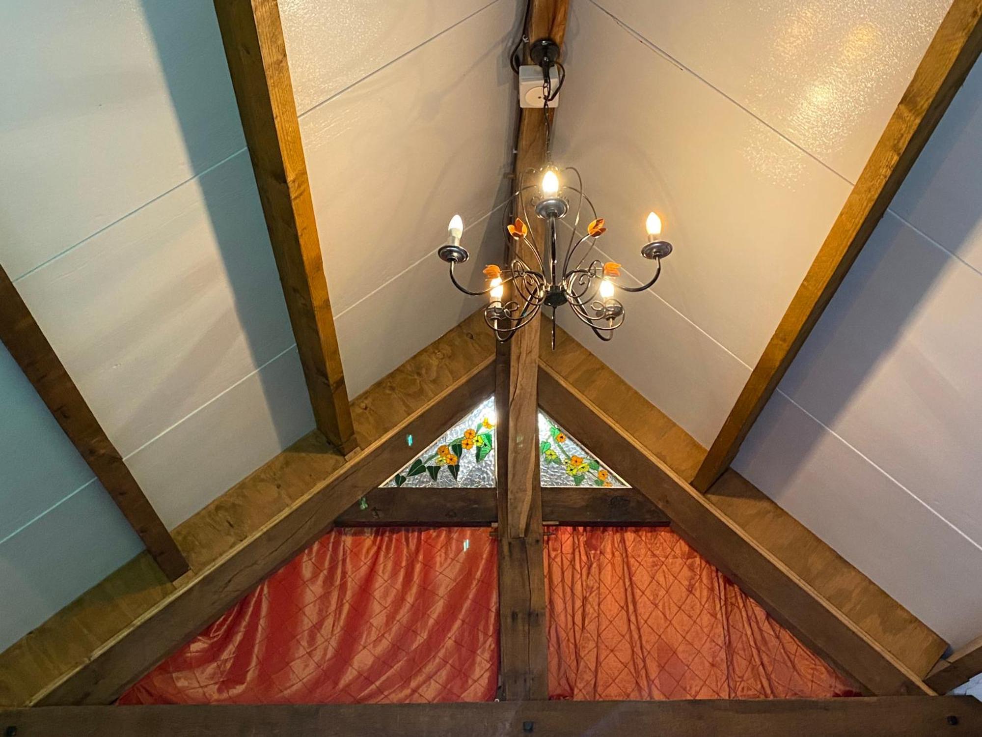 Spacious, Rustic Studio Space For 2 Persons Saint-Cyr-du-Bailleul Exteriör bild